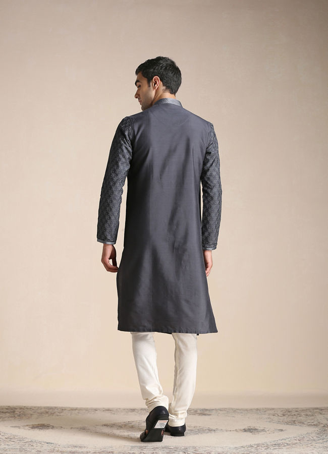 alt message - Manyavar Men Anchor Grey Patterned Kurta Set image number 3